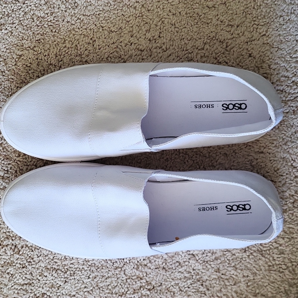 White canvas shoes - brand new